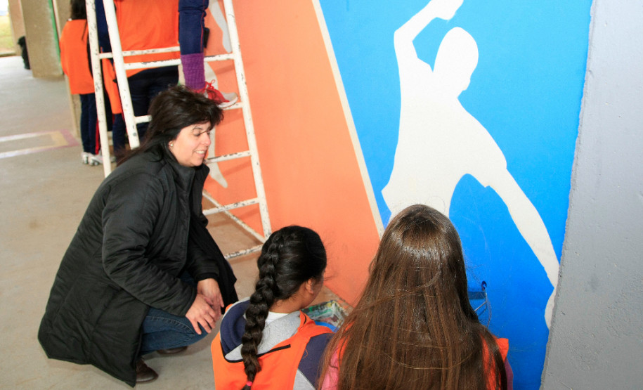 Jogos Olímpicos são tema de atividades na rede estadual Os Jogos Olímpicos do Rio de Janeiro começam em 5 de agosto e os temas relacionados aos esportes despertam interesse dos estudantes das escolas estaduais