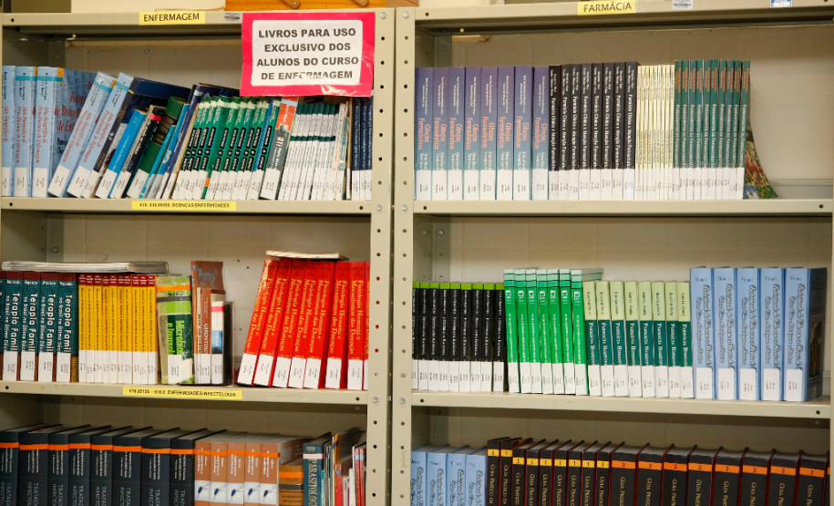 Estão abertas até 24 de junho as inscrições para 48 cursos profissionalizantes da Secretaria da Educação em três modalidades: Cursos Subsequentes ao Ensino Médio; PROEJA; Especialização Técnica de Nível Médio, para quem concluiu o curso técnico vinculado, com duração de seis meses a um ano.