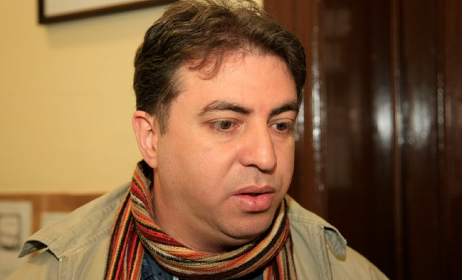 O evento de formação também serve para a organização do segundo semestre da escola. “A semana é um momento importante para a questão pedagógica e também para planejar as atividades da escola que devem ser cumpridas até o final do ano letivo”, reforçou o diretor do Instituto de Educação do Paraná Professor Erasmo Pilotto, Lourival de Araújo Júnior.