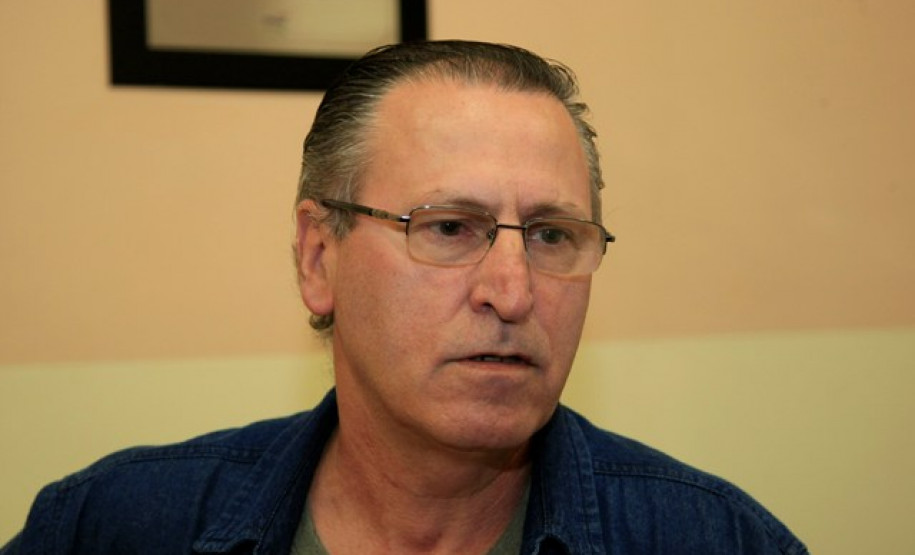 No Colégio Estadual Barão do Rio Branco, em Curitiba, o clima entre os alunos foi de alegria por rever os amigos