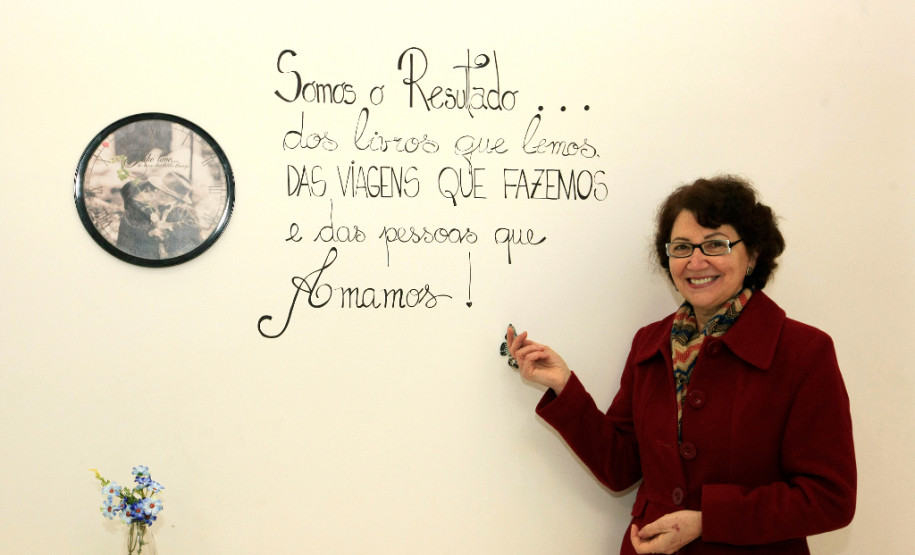Mensagem da secretária de Estado da Educação, professora Ana Seres, aos funcionários da rede estadual de ensino em homenagem ao Dia do Funcionário, que acontece em 7 de agosto.