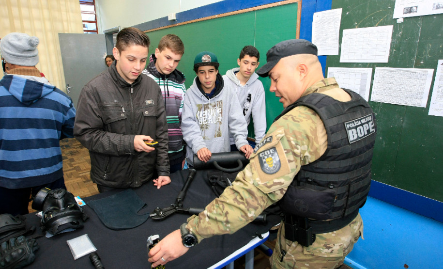 As escolas estaduais de Curitiba e Região Metropolitana terão uma programação especial nos próximos meses