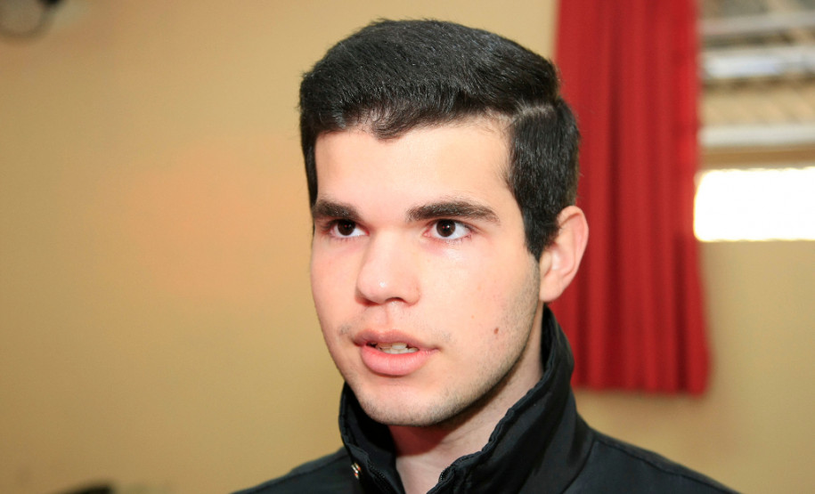 Para o estudante Gabriel Silva Prado, 16 anos, a oportunidade foi importante para despertar para novas possibilidades para o futuro. “Achei muito interessante porque para nós, que somos jovens, e ainda estamos decidindo o que vamos fazer no futuro, esse tipo de evento nos tira um pouco da rotina de sala de aula e abre novas possibilidades. Nós sabemos que o mundo vai muito além de matérias curriculares, por isso é preciso aprender como viver e como aplicar isso em sua vida”, disse o aluno.