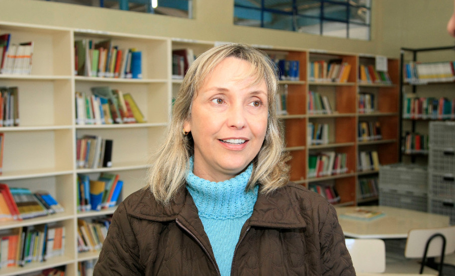 O bom desempenho não é novidade para a professora de Biologia Elisiane dos Santos Rudek, que acompanha Jéssica desde o ensino fundamental. “Ela sempre foi uma aluna curiosa, com vontade de aprender sempre mais e que não se contentava com o que era passado em sala de aula”, disse.