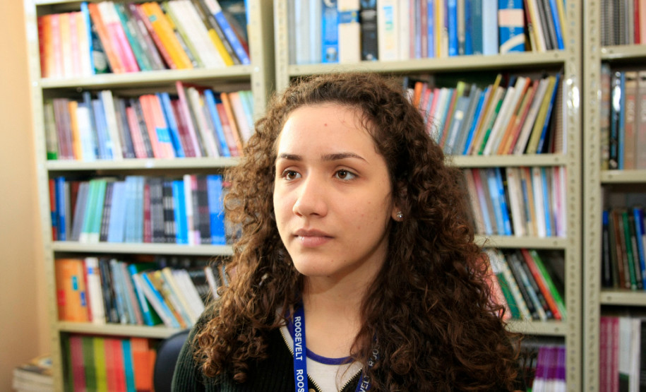 A estudante Léia Patek de Souza, 16 anos, também do 3º ano, é responsável por propor os projetos que são desenvolvidos pelo grupo. Segundo ela, a prioridade é dar voz aos colegas. “Os projetos são voltados primeiramente às necessidades dos alunos e também às ações que promovam a integração entre a escola com a comunidade”, contou Leia.