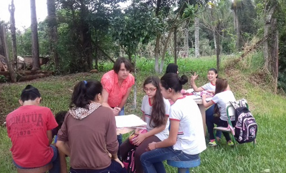 Escolas do campo se destacam em prêmio de gestão O Colégio Estadual do Campo São Manoel, de Santa Maria do Oeste, na região Central do Estado, que ficou em primeiro lugar nessa edição do Prêmio Gestão, é a principal referência para as cerca de 100 famílias que vivem na comunidade rural de São Manoel