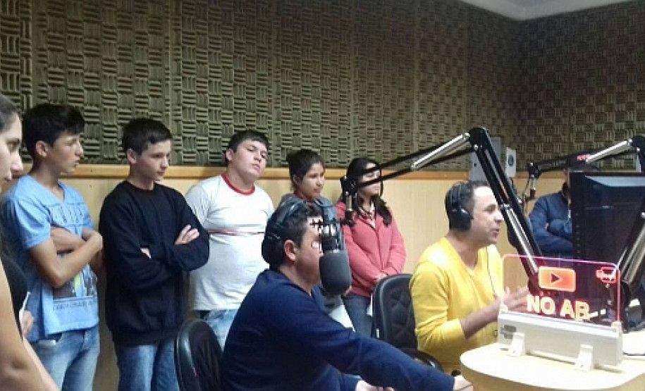 Escolas do campo se destacam em prêmio de gestão O Colégio Estadual do Campo São Manoel, de Santa Maria do Oeste, na região Central do Estado, que ficou em primeiro lugar nessa edição do Prêmio Gestão, é a principal referência para as cerca de 100 famílias que vivem na comunidade rural de São Manoel