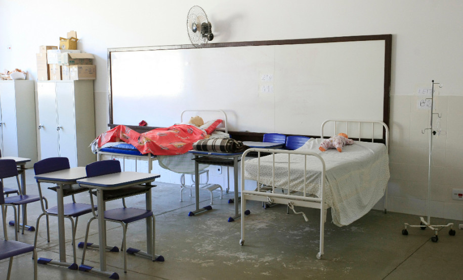 Novo CEEP tem impacto na região central do Paraná O Centro Estadual de Educação Profissional (CEEP) Professor Miguel Carlos Parolo, em Pitanga, na região central do Estado, começou as atividades em fevereiro de 2015 e representa um marco para a comunidade de 13 municípios da região. A formação profissional ofertada gratuitamente pela escola trouxe mais de ensino, emprego e renda aos moradores da região.