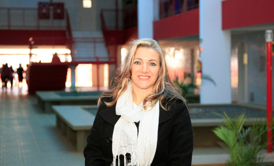 Novo CEEP tem impacto na região central do Paraná Em um ano de funcionamento, o CEEP Professor Miguel Carlos Parolo já formou 120 novos profissionais que atuam em vários setores dos municípios atendidos pela escola