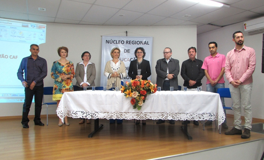 As escolas da rede estadual pertencentes ao Núcleo Regional de Educação de Cianorte receberam nesta quinta-feira (22) o Prêmio Gestão CAF. As unidades foram contempladas porque apresentaram os melhores resultados na execução de projetos pedagógicos e na aplicação eficiente dos recursos públicos.