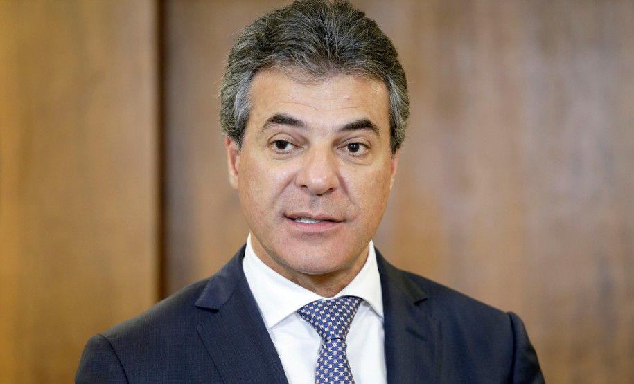 Amplo debate com a comunidade escolar deve definir, no Paraná, a reforma do ensino médio prevista em medida provisória do governo federal.