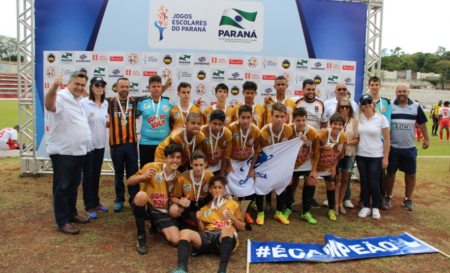 Colégio Ética (Londrina), campeão no masculino B.