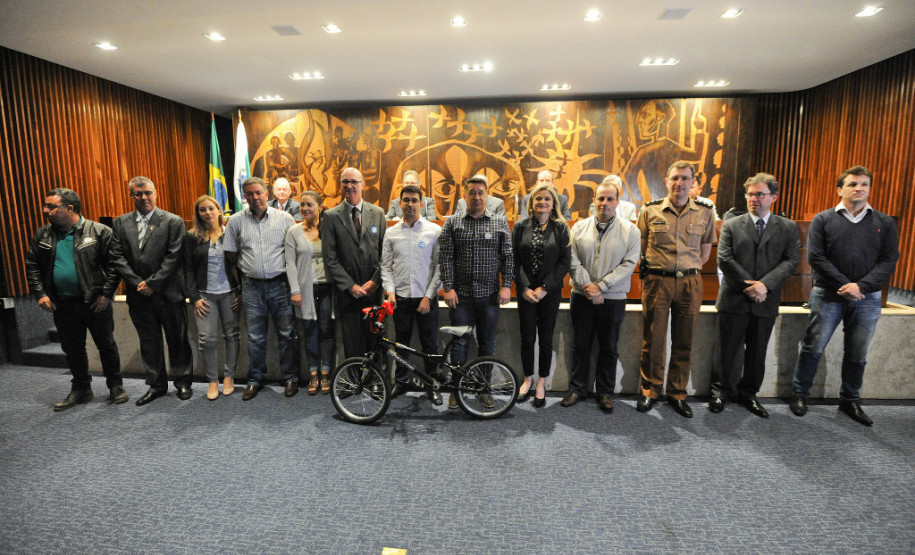 O Conciclo conta com representantes de secretarias estaduais e instituições estaduais, universidades públicas e organizações da sociedade civil. Os integrantes agora vão discutir ações e planejamento para implementação do Programa Ciclo Paraná, criado em 2015 pelo Governo do Estado para estimular o uso da bicicleta como meio de transporte, prática esportiva e de lazer.