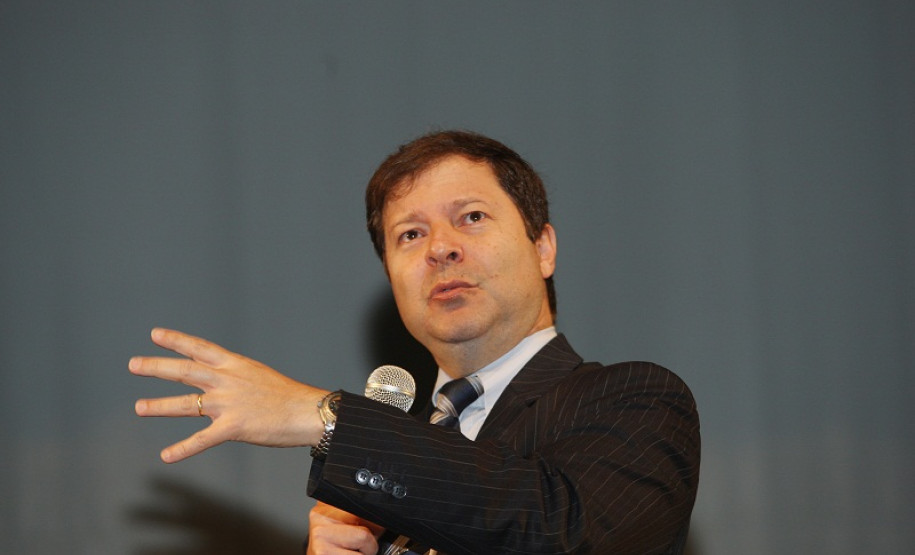 NRE encerra ciclo de palestras sobre violência escolar