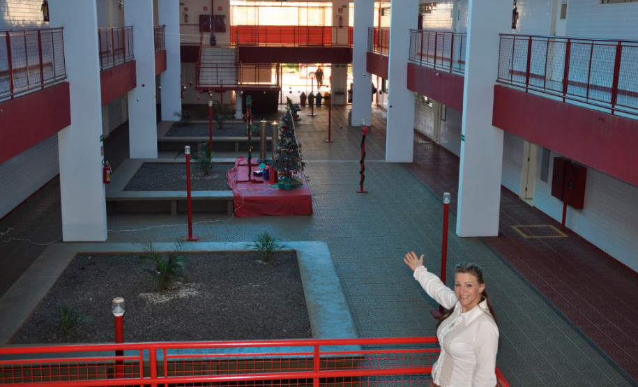 O objetivo dos projetos é alinhar a função social da escola (ensino teórico somado à prática profissional) e contribuir para o desenvolvimento social do município. “Trabalhamos em sintonia com a comunidade e com os setores produtivos da região que têm na escola um parceiro para contribuir com o crescimento econômico do município e gerar emprego e renda”, disse a diretora do CEEP, Lucélia Terezinha Dziubate.