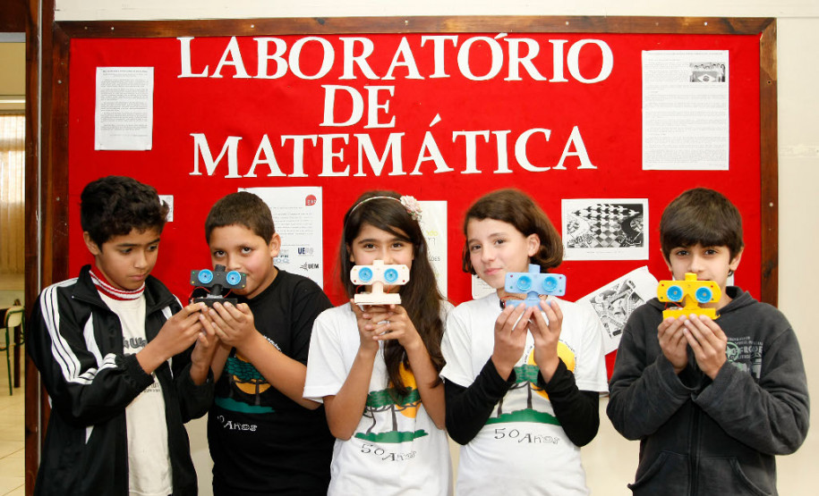 Escolas terão R$ 6,5 mi para fanfarra, robôs e formação O investimento é resultado da parceria do Governo do Paraná com o Ministério da Educação, por meio do Plano de Ações Articuladas (PAR)