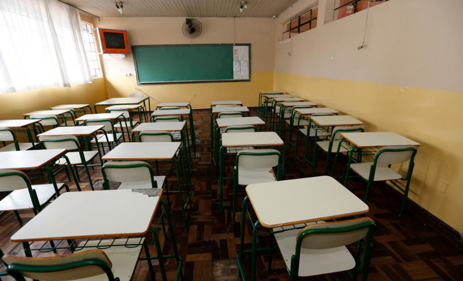 No Colégio João Mazzarotto serão feitas reformas e melhorias pontuais indicadas por representantes da Associação de Pais, Mestres e Funcionários (APMF) e do Conselho Escolar,composto por professores, alunos e funcionários.

O colégio vai ganhar rampas de acessibilidade para alunos cadeirantes, troca do forro e da rede elétrica, além de pintura interna e externa. O piso de taco das 15 salas de aula será substituído por granilite polido.