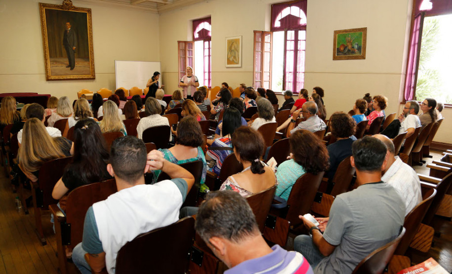 Os profissionais que atuam na rede estadual de ensino iniciaram nesta segunda-feira (13) as atividades da Semana Pedagógica de 2017
