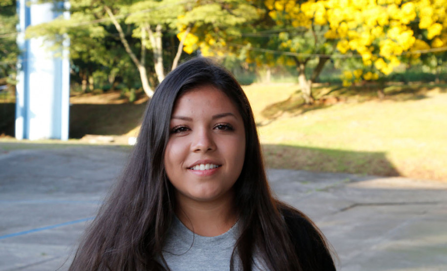 Mais de um milhão de alunos retornam às escolas estaduais A expectativa dos estudantes do 2° ano do ensino médio, Maria Eduarda Borges, de 15 anos, e Matheus Felippe Assunção, também de 15 anos, é colocar em prática os projetos do Grêmio Estudantil, formado no ano passado no colégio. “Temos muitas ideias para esse ano que vão melhorar o ambiente escolar”, lembrou Maria. “Algumas dessas ações visam a preparação do Enem como a formação de grupos de estudos preparatórios”, disse Matheus.