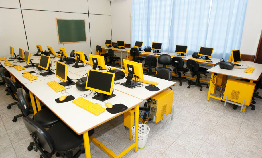 O Paraná investiu R$ 9,86 bilhões em educação em 2016, 15,3% mais do que os R$ 8,55 bilhões aplicados em 2015