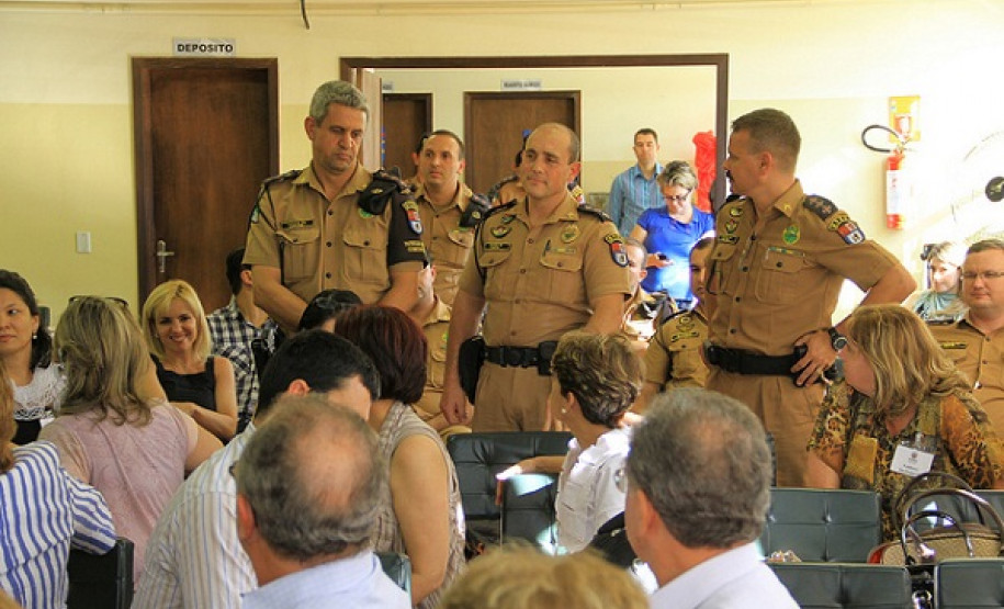 Patrulha Escolar realiza reunião técnica em Pinhais