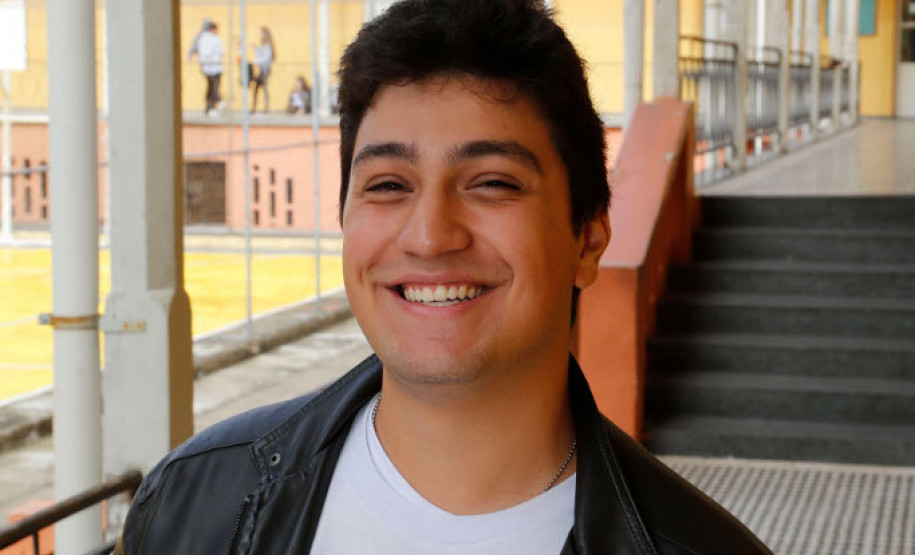 Outra apreensão dos estudantes é com o posicionamento partidário das paralisações dos professores