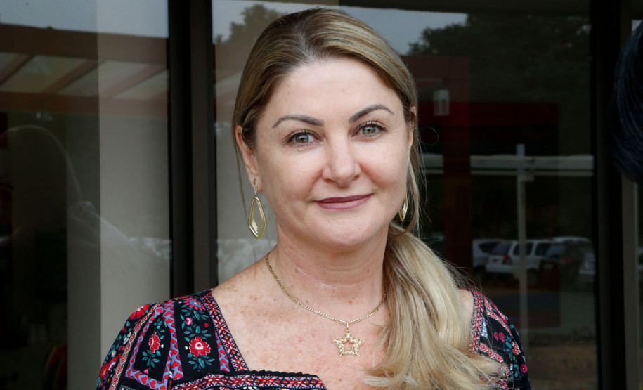 110 escolas estaduais debatem sistema de avaliação A a diretora Patrícia Helena Wosch de Carvalho, do Colégio Estadual Maria da Luz Furquim, de Rio Branco do Sul, destacou que o curso terá impacto na qualidade do processo pedagógico da escola. “Essas informações serão repassadas aos professores e pedagogos para refletirmos sobre os índices de aprovação e o processo de ensino e aprendizagem. A intenção é que o nosso aluno aprenda mais”, disse.