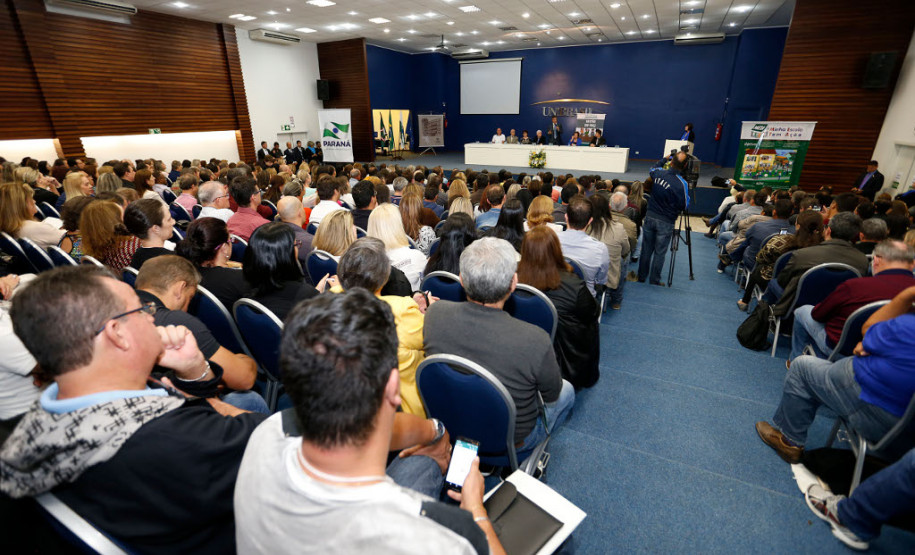 Fortalecer a gestão democrática nas escolas estaduais e promover o avanço no plano de carreira dos profissionais da educação são os objetivos do curso Gestão em Foco, de formação continuada, ofertado aos diretores das unidades da rede estadual de ensino
