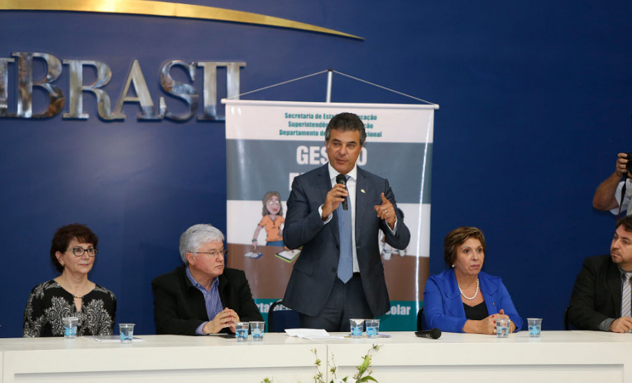 Fortalecer a gestão democrática nas escolas estaduais e promover o avanço no plano de carreira dos profissionais da educação são os objetivos do curso Gestão em Foco, de formação continuada, ofertado aos diretores das unidades da rede estadual de ensino