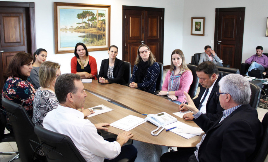 O governador autorizou a prorrogação das solicitações de licença para especialização para o período letivo de 2017. Serão beneficiados cerca de 90 profissionais.