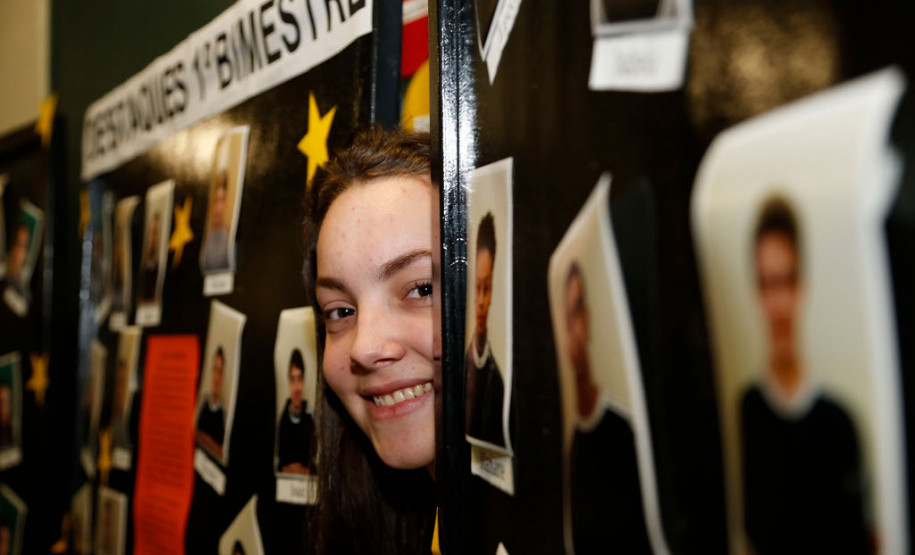 Sua colega, a estudante Mayra Pacheco Machado, de 15 anos, também do 1° ano do ensino médio, lembrou que os valores destacados pelo projeto vão além da sala de aula. “Envolve o comportamento como estudante e como cidadã. Aprendi muitas coisas e uma delas é tentar ser uma pessoa melhor a cada dia”, disse.