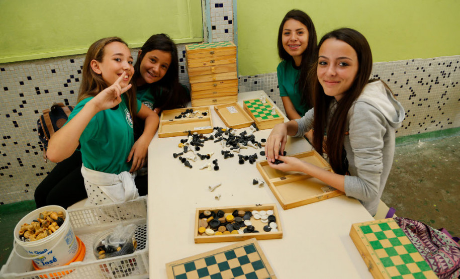 A Secretaria de Estado da Educação (SEED) realiza, de 7 a 11 de agosto, em Foz do Iguaçu (Oeste), o Simpósio Educação Integral no Ensino Médio. Na foto, o Colégio Estadual Homero de Barros, em Curitiba, que oferta educação integral no ensino fundamental e ensino médio.