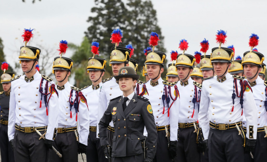 Solenidade abre a Semana da Pátria no Paraná O Governo do Estado abriu nesta sexta-feira, 1º de setembro, as comemorações da Semana da Pátria, que marca os 195 anos da Independência do Brasil