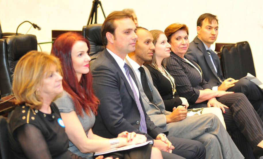 Geração Atitude envolverá 160 escolas da rede pública estadual A terceira edição do projeto Geração Atitude foi lançada nesta segunda-feira (4), no início da sessão da Assembleia Legislativa, e tem como objetivo promover a formação cidadã de estudantes e estimular o protagonismo juvenil.