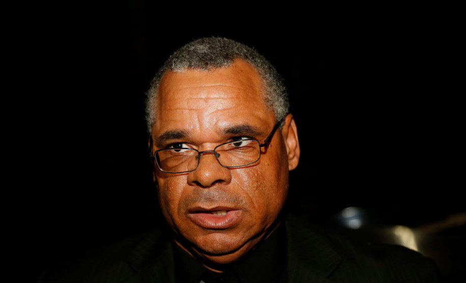 Célio Santana está no grupo de dança Arte Especial da Apae de Araucária, na Região Metropolitana de Curitiba, desde o início do projeto, há 10 anos. Hoje Célio e os colegas se apresentaram para uma plateia com mais de 2 mil espectadores. “É uma oportunidade muito legal apresentar um pouco do trabalho que desenvolvemos na Apae há tanto tempo e fazer parte dessa festa”, disse.