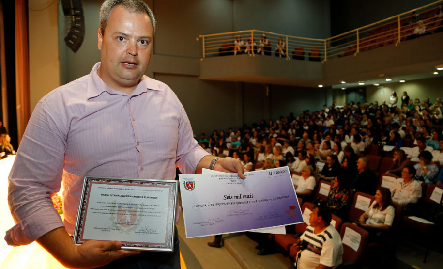 O primeiro lugar na regional ficou com o Colégio Estadual Prefeito Joaquim da Silva Mafra, de Guaratuba