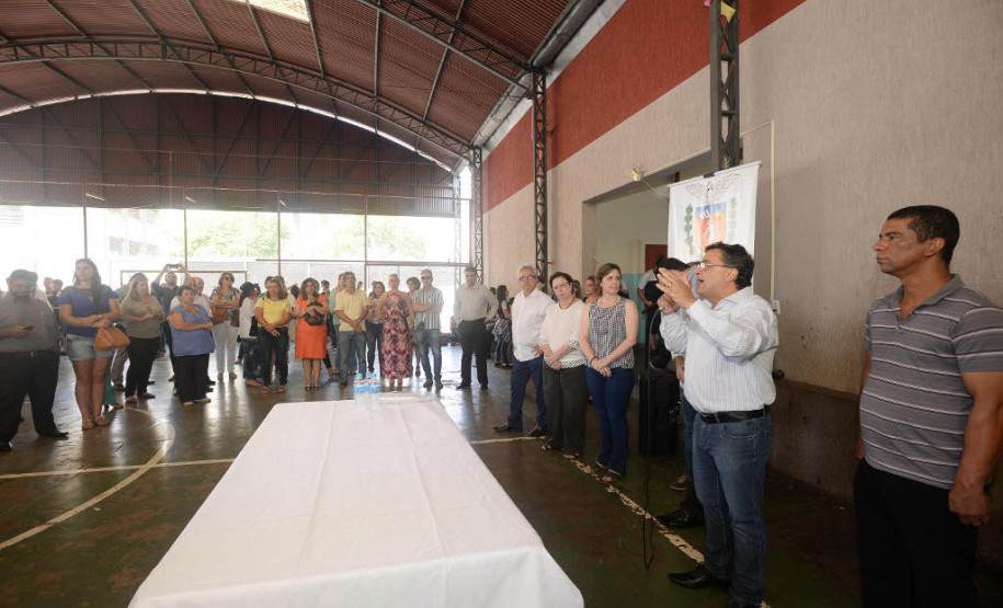 Mais de 300 mil paranaenses já podem se vacinar contra a dengue na rede pública de saúde