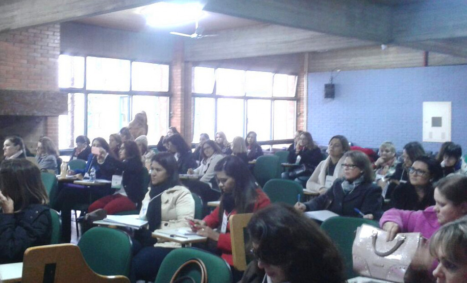 Formação do Caminhos Pedagógicos em Foco realizada com com técnicos dos Núcleos Regionais de Educação em Curitiba, em agosto.