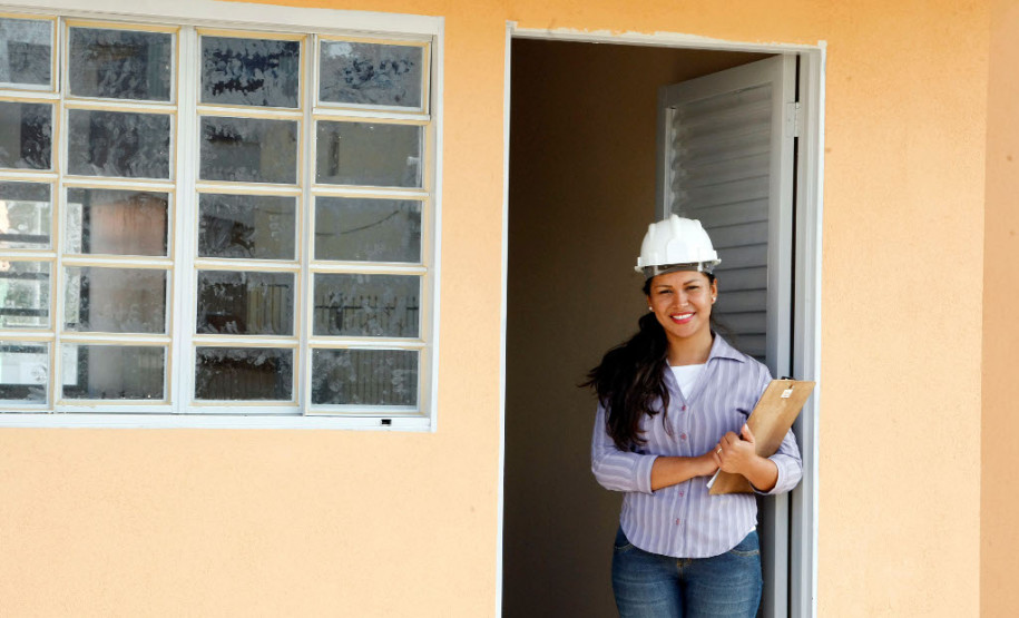 As inscrições para os Cursos de Educação Profissional da rede estadual de ensino do Paraná estão abertas até o dia 8 de novembro. Interessados devem procurar diretamente um colégio estadual em que o curso de interesse é ofertado. A inscrição para os Centros Estaduais de Educação Profissional (CEEP) e para Colégios Agrícolas e Florestal pode ser realizada pela internet, na página da instituição de ensino.