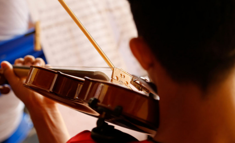 O Colégio Estadual do Campo Castro Alves, localizado na vila residencial Salto Osório, município de Quedas do Iguaçu (Centro-Sul), atingiu a meta estabelecida pelo Índice de Desenvolvimento da Educação Básica (Ideb) para 2021 e alcançou o melhor média entre as escolas estaduais