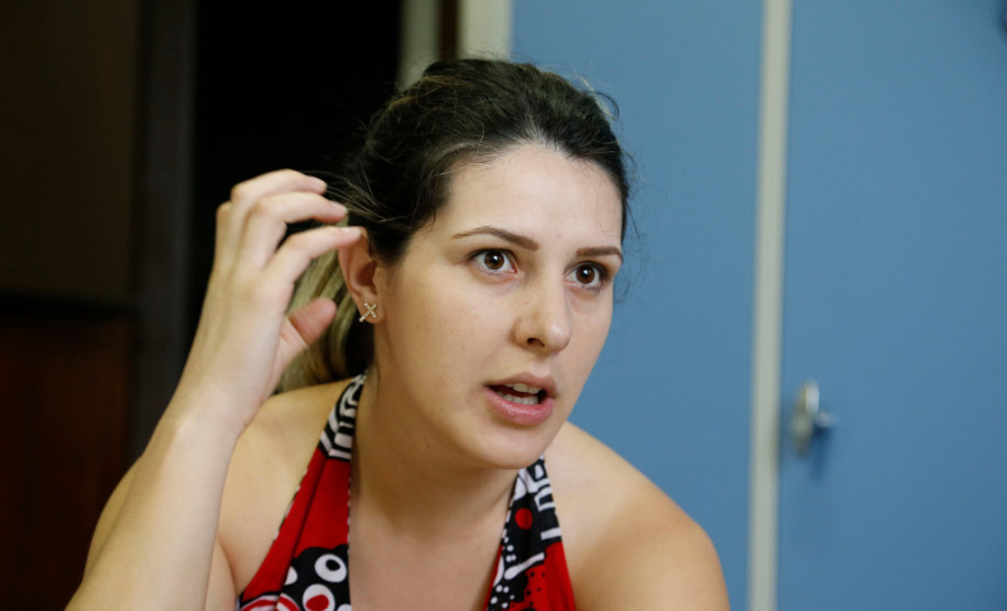 A dona de casa Vanessa Cristina Iarrocheski, mãe do aluno Eric Cauã de Castro, 8 anos, do 2° ano, contou que o atendimento especializado contribui para o desenvolvimento pleno do filho