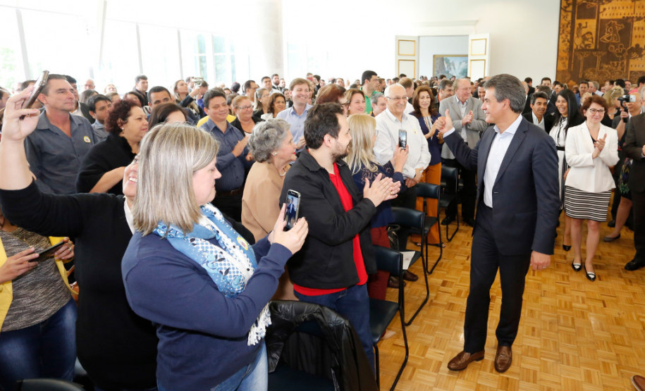 O Governo do Paraná repassa mais R$ 11,35 milhões para ações na área de Educação