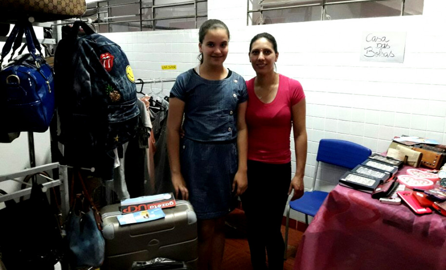 O Centro Estadual de Educação Profissional (CEEP) Professor Miguel Carlos Parolo, no município de Pitanga, região central do Estado, reuniu mais de cinco mil pessoas na primeira edição da Feira do Comércio realizada pela instituição de ensino nesta quinta-feira (9)