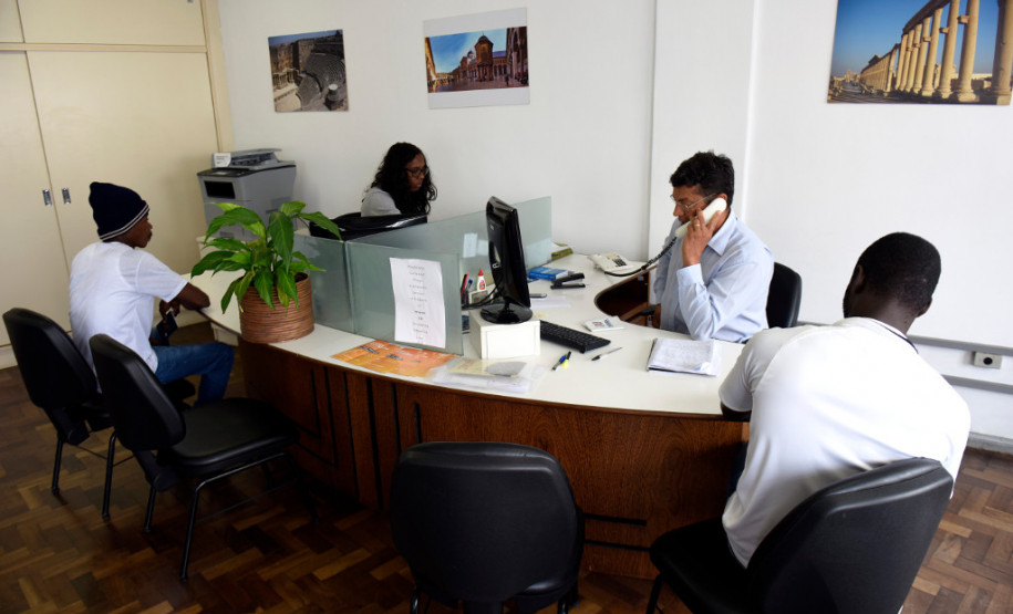 Centro Estadual de Informações para Migrantes, Refugiados e Apátridas do Estado do Paraná.