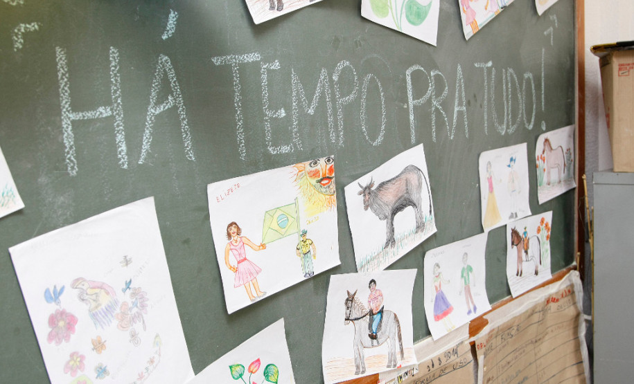 Estão abertas as inscrições para a segunda seleção do Programa Paraná Alfabetizado até o dia 20 de dezembro. Após o recesso de final de ano, as inscrições reabrem no dia 2 de janeiro e vão até 5 de fevereiro de 2018.