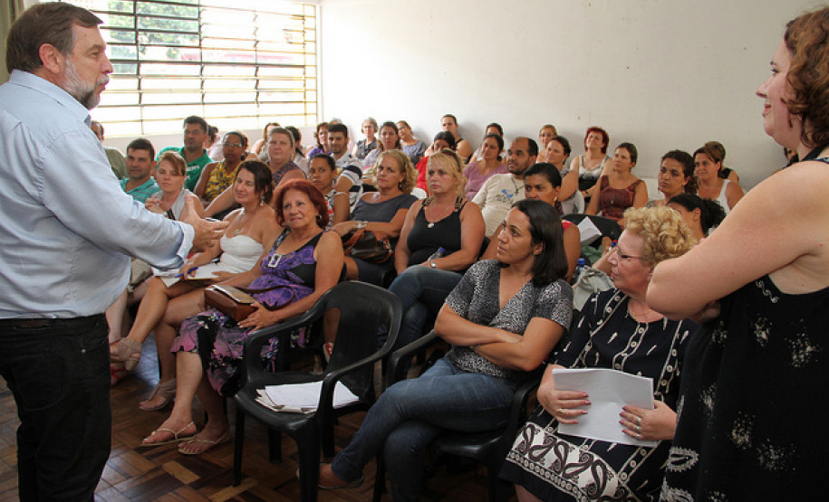 Ação pretende ampliar diálogo entre Secretaria e conhecer realidade das escolas públicas da Capital. Foto do Colégio Estadual São Pedro Apóstolo.
