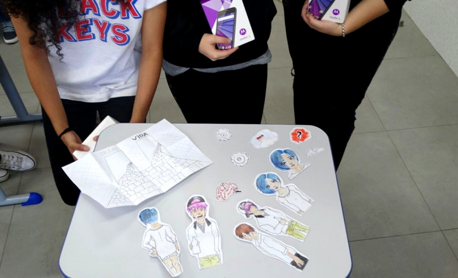 O primeiro lugar ficou com as estudantes do 3° ano do ensino médio do Colégio Estadual Sagrada Família, em Campo Largo (na Grande Curitiba): Nicolly Gabriele Lirman, Sally Alana Stack e Giovana Aparecida Caallim, todas de 17 anos. As alunas foram orientadas pela professora Elaine Ferreira Machado, da disciplina de Biologia.