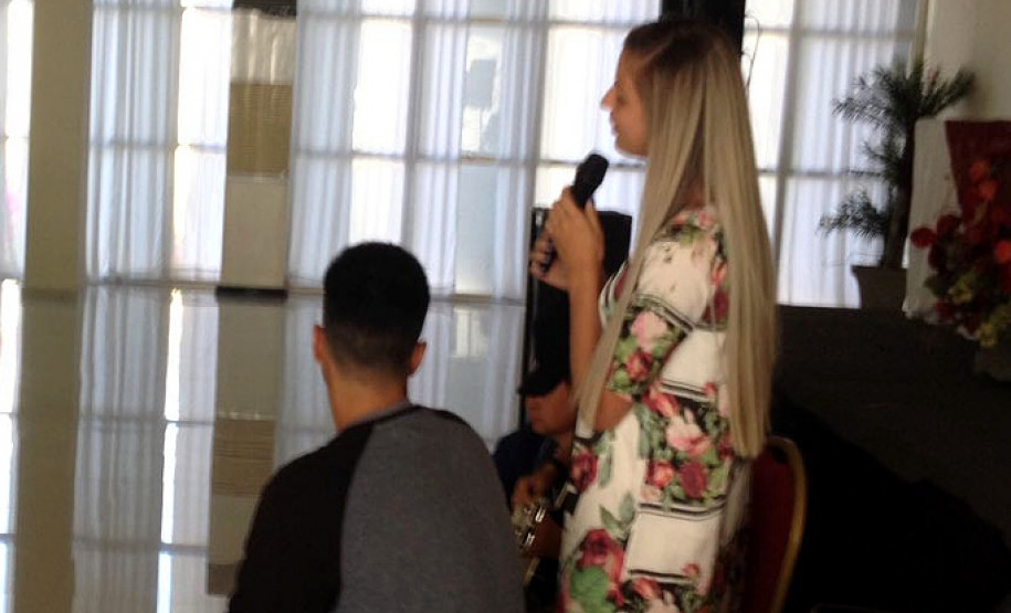 Apresentação cultural no evento.