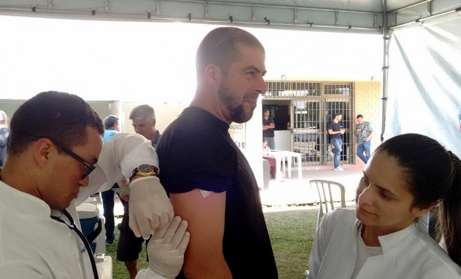 Estudantes do curso técnico em Enfermagem do Colégio Estadual Campo Sales, em Campina Grande do Sul (Região Metropolitana de Curitiba), participam da segunda edição da Semana de Saúde do Trabalhador do Sistema Penitenciário no Complexo Penitenciário de Piraquara, também na região metropolitana.