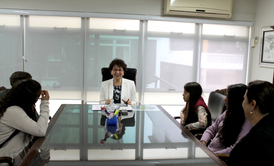 A secretária destacou os investimentos nessa modalidade. “Antes eram 28 unidades, agora temos 62 contando o ensino fundamental e o médio com essa oferta”, disse Ana Seres.